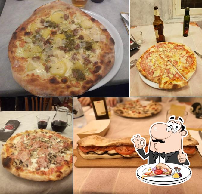 Prenditi una pizza a Ristorante Il Poeta Parma
