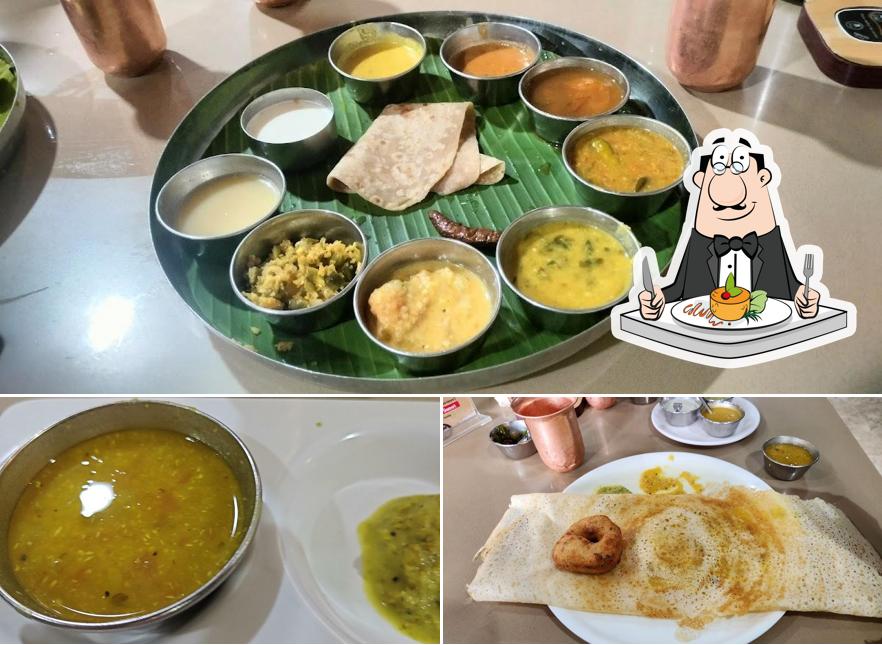 Food at Sri Saravana Bhavan's Aasai Dosai