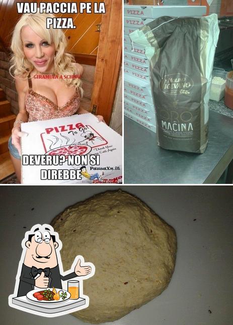 Platti al Pizzeria Arcobaleno