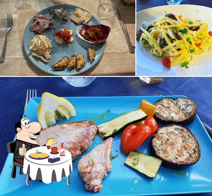 Piatto di formaggi al Bar Bolla Ristorante a Mare Rocce Olbia