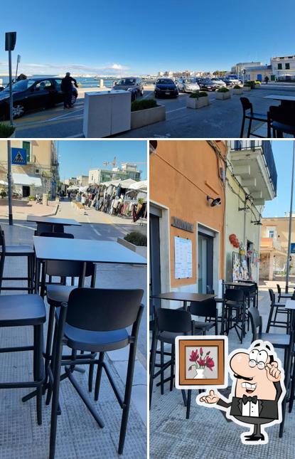 La interni e esterno del ristorante