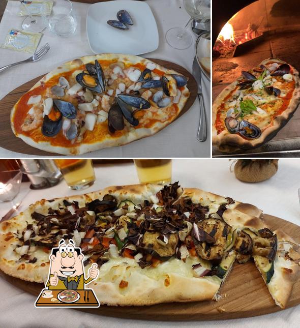 Ordina una pizza a Ristorante Eco del Mare