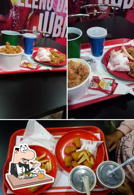 Food at Pollitos
