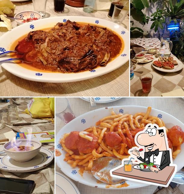 Cibo al Trattoria U Ricriju