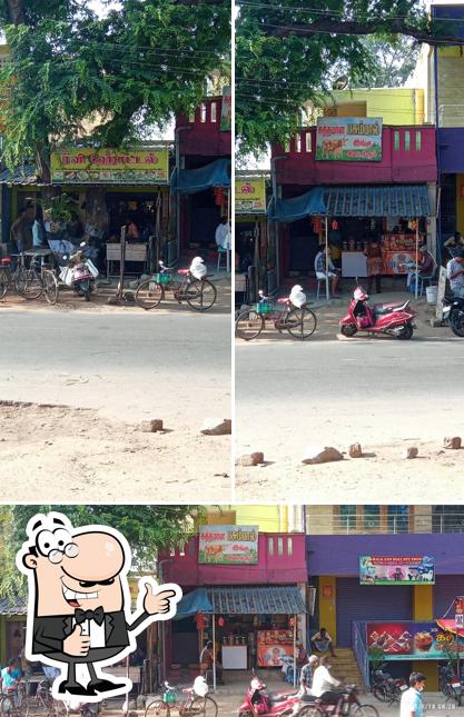 Look at this image of RAVI HOTEL