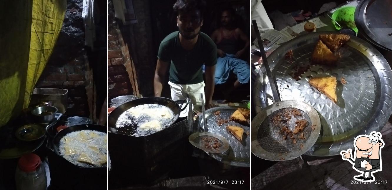See this image of Ashraf Biryani Center