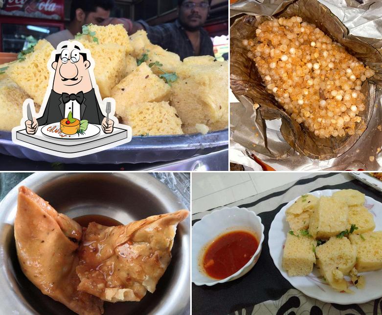 Food at Balaji Snacks