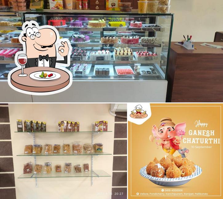 Food at DARLING BAKERY