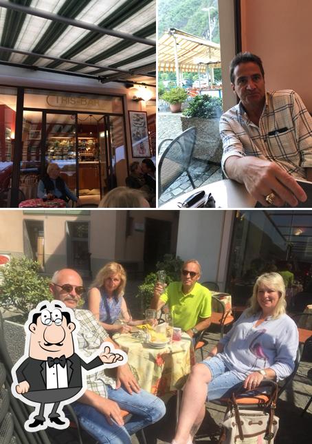 Gli interni di Tris Bar