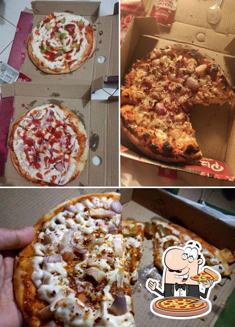 Order pizza at Pizza Bro