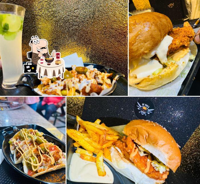 Food at De Van's (Biteme Buns)