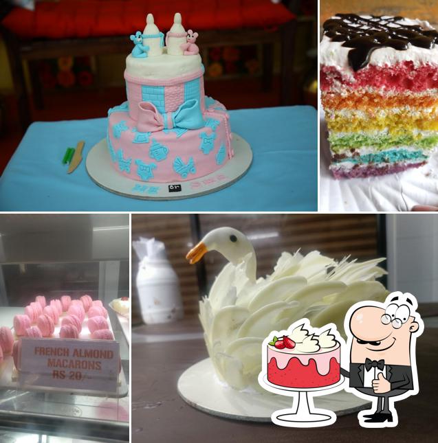 Moorthys Cake Shop