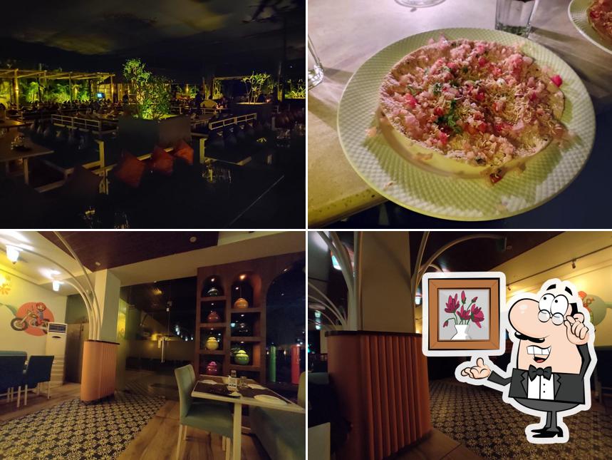 Check out how SUKHI DA DHABA looks inside