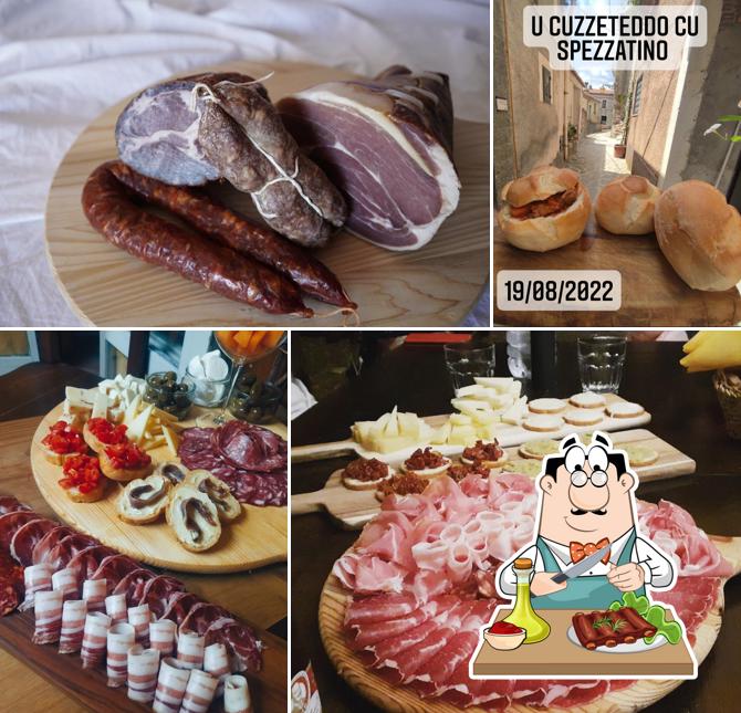 Ordina i un pasto a base di carne a Caffè del Borgo