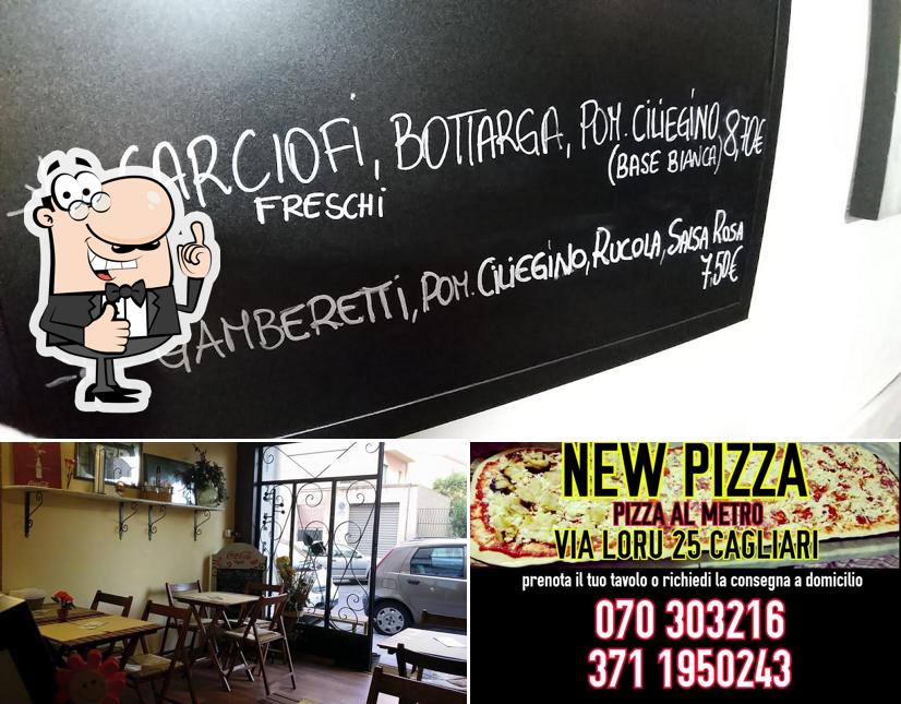 Ecco un'immagine di New Pizza (pizza al metro)