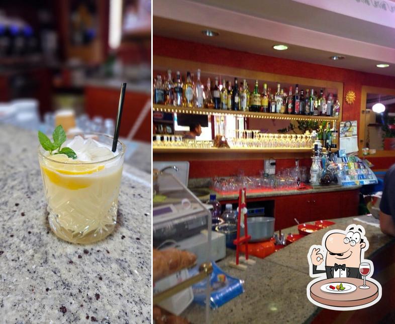Platti al Bar sorriso