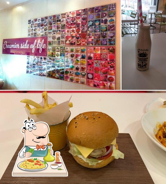 Food at Puppy's Bakery Desserts Birthday Cakes Pizza Burger Shakes Madurai