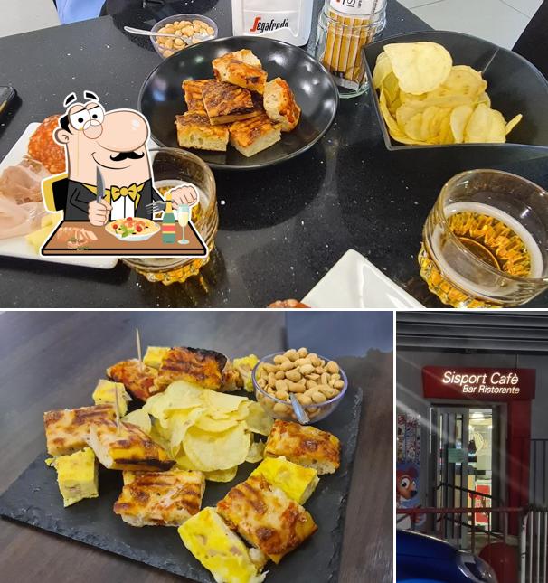 La immagine di cibo e esterno da SISPORT Cafe' Ristorante Pizzeria
