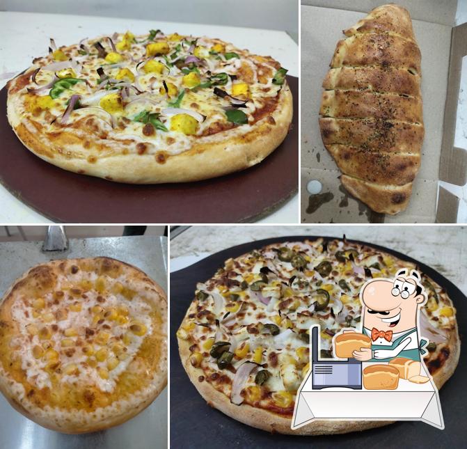 Garlic bread at The Pizza Destination