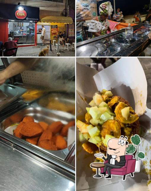 A foto a Acarajé do Rafa’s interior e comida