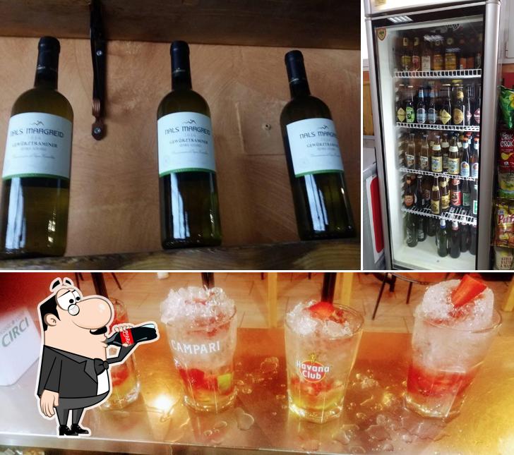 Prova un drink dal menu
