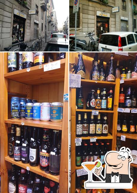 La bevanda e esterno del ristorante
