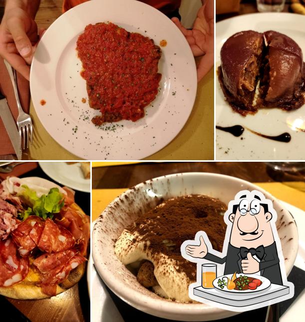 Platti al Trattoria Sant'Agostino