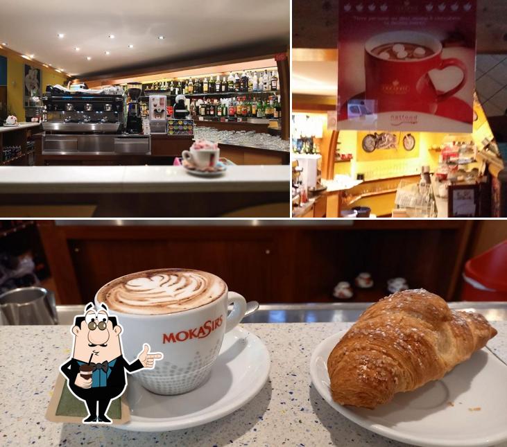 Goditi un drink a American Bar