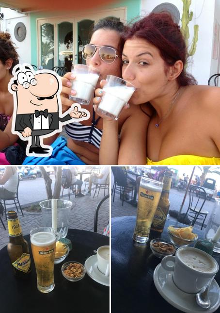Gli interni di Bar Amore mio
