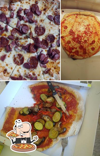 A MONDO PIZZA Feletto Umberto, puoi assaggiare una bella pizza