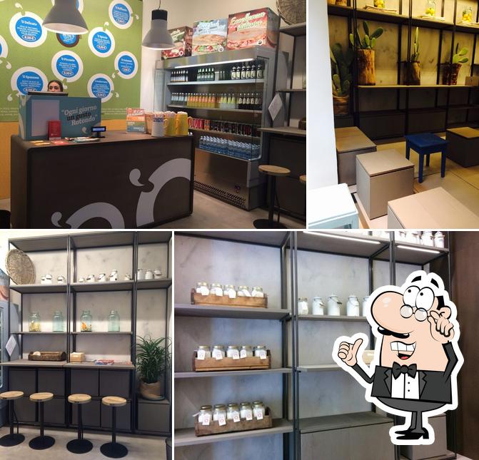 Dai un'occhiata agli interni di O Twist & Taste