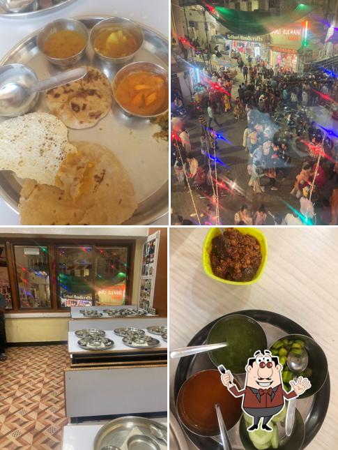 Food at Vallabh Thal