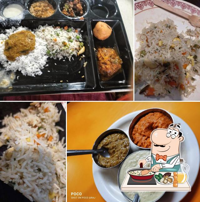 Fried rice at Sri Sairam Parlour