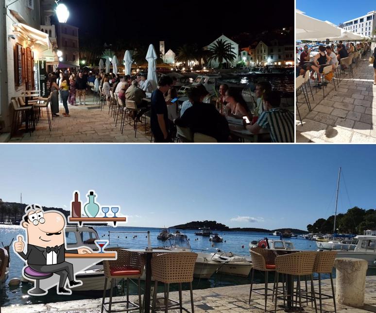 Gli interni di Aloha Bar Hvar