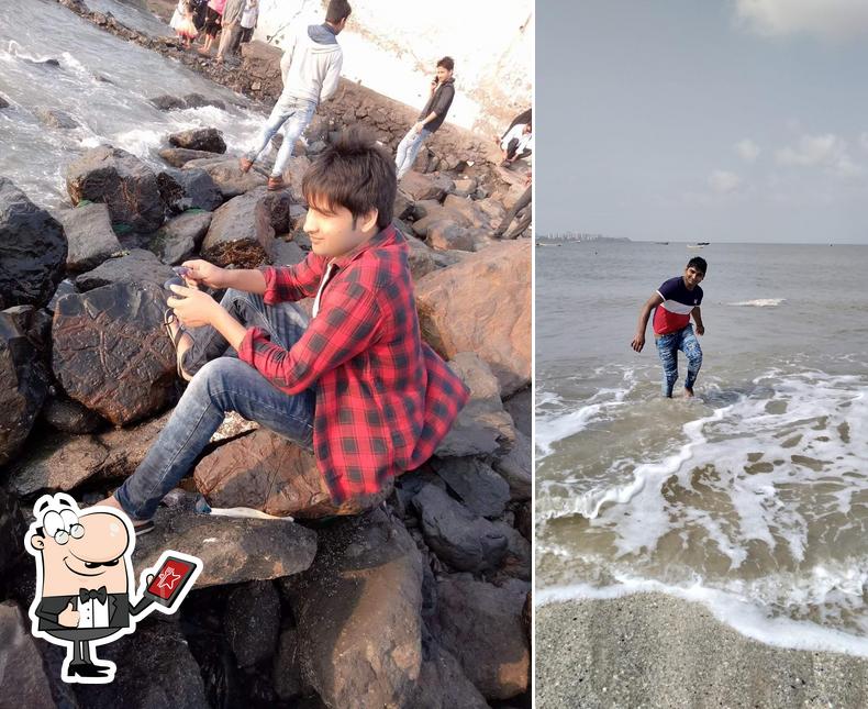 You can get some fresh air outside Noor Mohammadi Restaurant