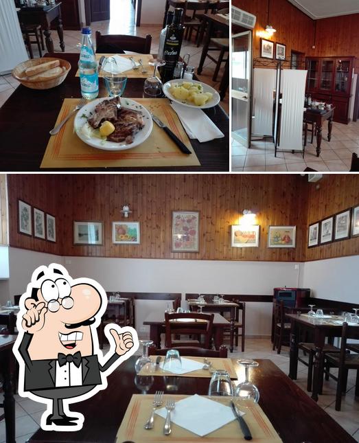 Gli interni di Osteria del Naviglio