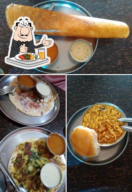 Food at Manoranjan Cafeteria