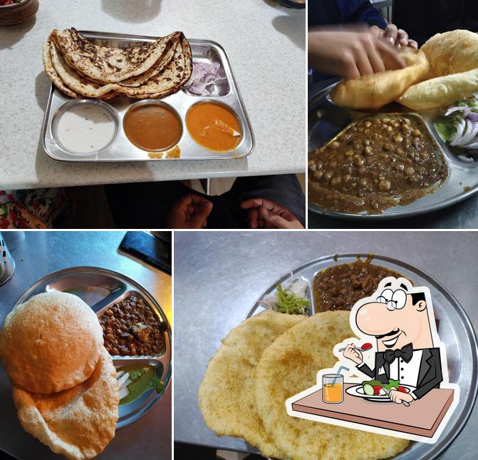 Food at Dada Bhature Wale