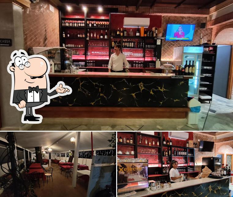 Dai un'occhiata agli interni di Ristorante 4 Pini