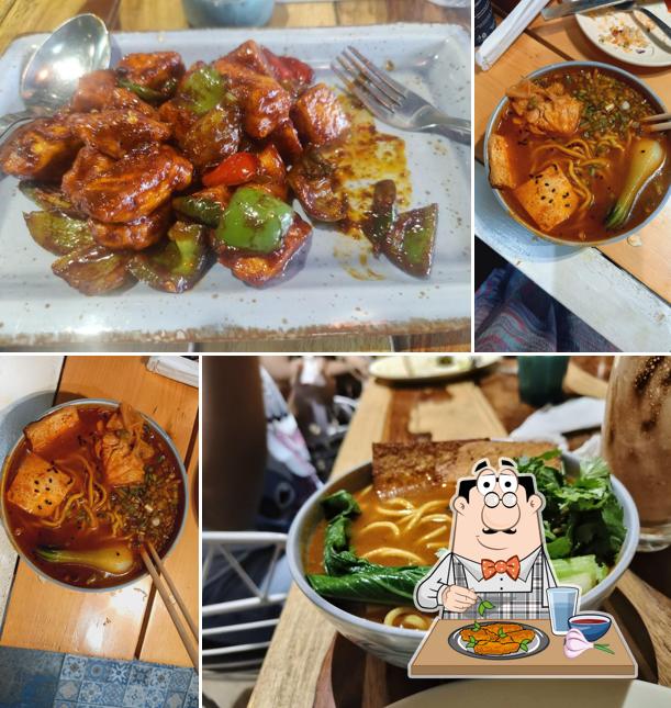 Chicken wings at Ta.Ma.Sha