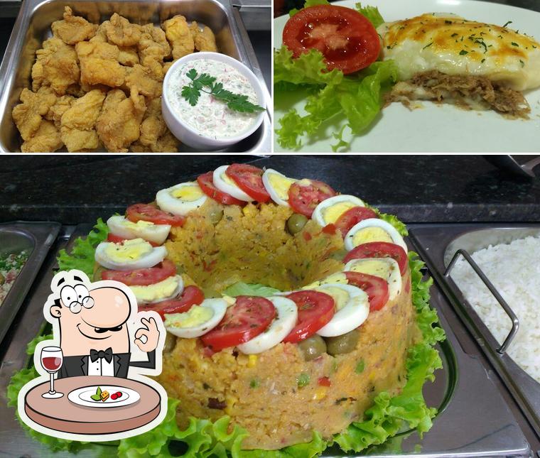 Comida em Restaurante Boa Mesa