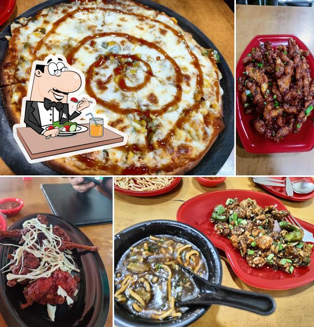 Food at 90 Feet Chinesepizza thakurli
