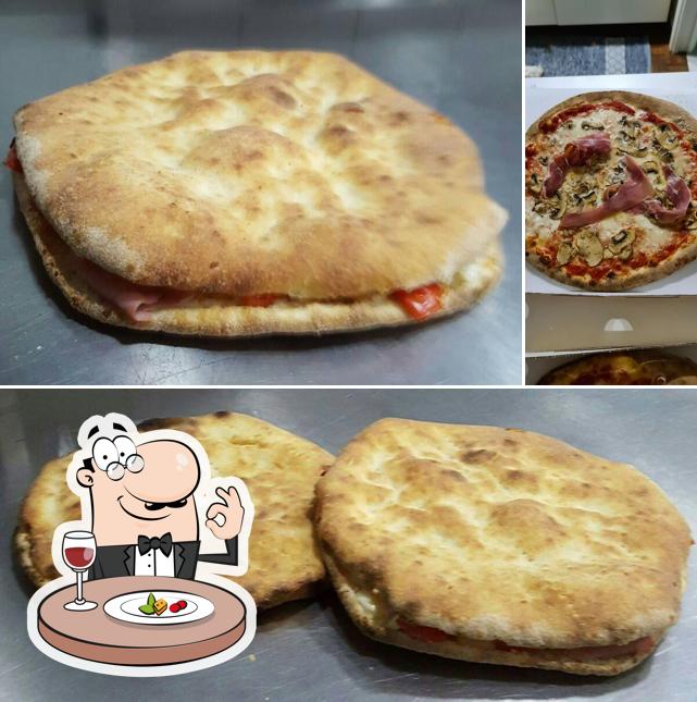 Cibo al Pizzeria Gramsci