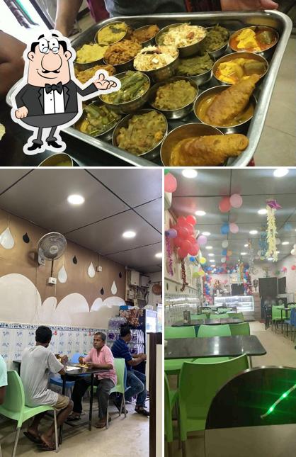 The photo of interior and food at Hotel Niramish Bhujanalaya