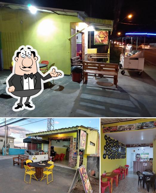 O interior do POLAKO hamburgueria e pizzaria