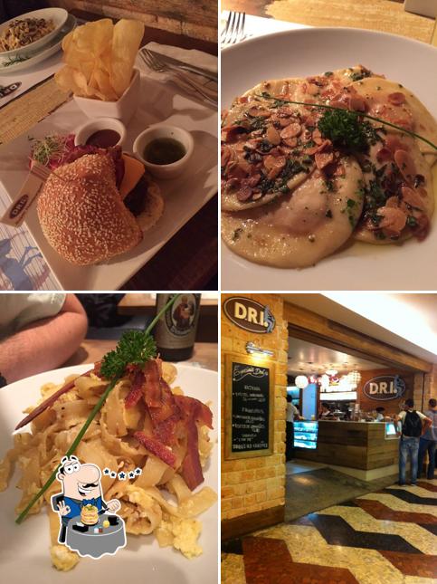 Comida em D.R.I. - (Shopping da Gávea)