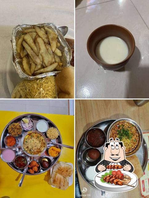 Meals at Shree Ballaleshwar Misal