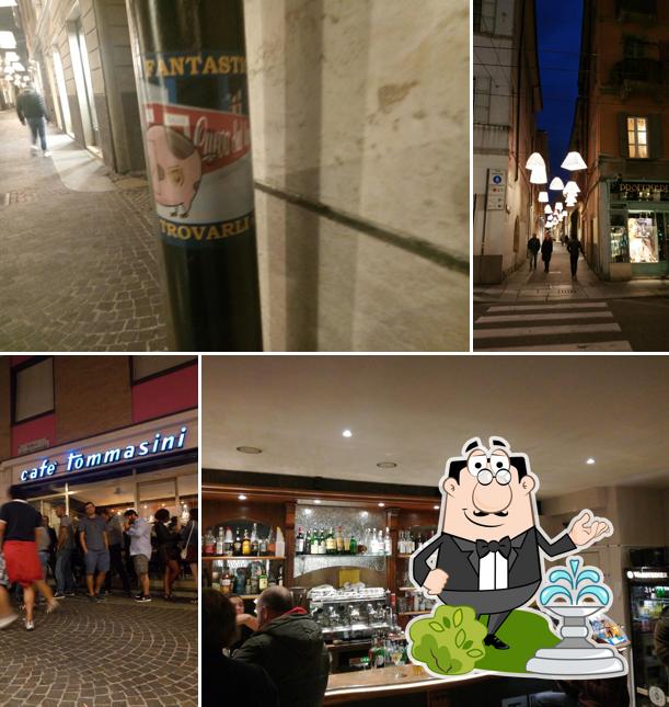Guarda gli esterni di café Tommasini