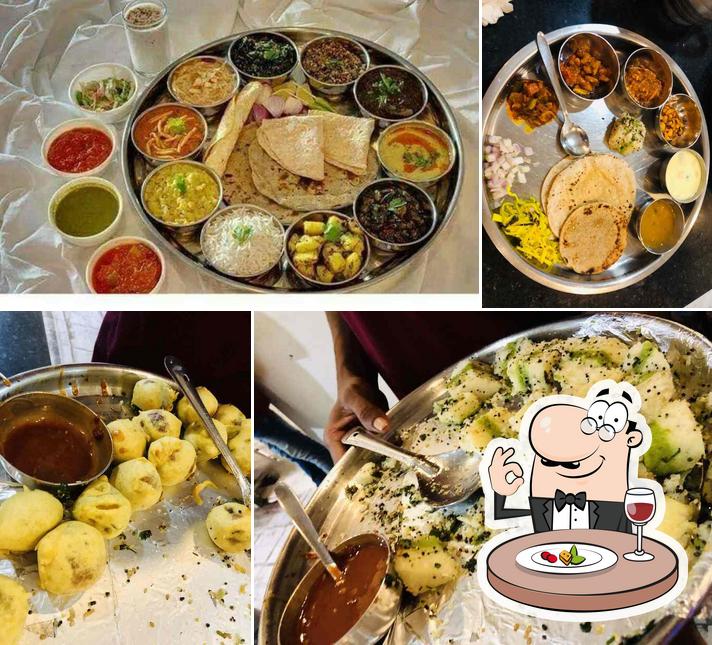 Food at Shree Umiya G Dining Hall