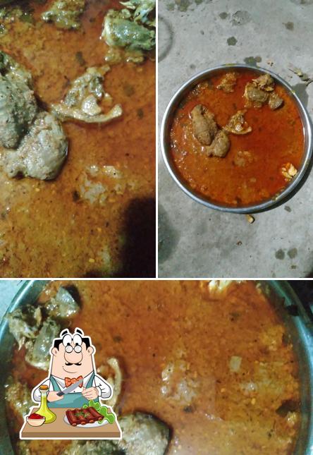 Get meat dishes at Taari Seth Ka Dhaba